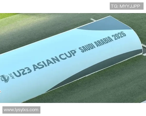 全球聚焦足球赛事 新兴力量崛起 传统豪门再度角逐 冠军之路充满变数